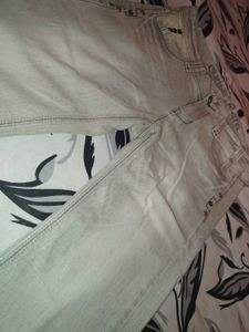 Light Wash Denim Jeans
