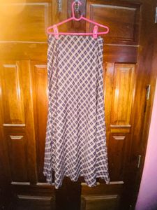 Chic Plaid Maxi Skirt