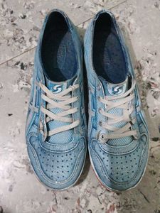 Retro Blue Denim Sneakers donate