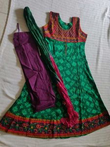 Green Floral Kurta Set