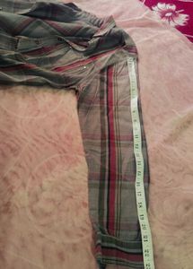 Classic Plaid Long-Sleeve Shirt