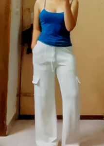 white Cargo pant length 41 size28-32strechy