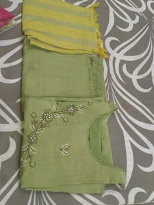 Elegant Green Embroidered Kurta Set