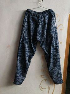 Stylish Camouflage Print Cargo Pants
