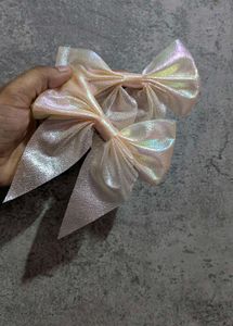 Set of 2 Shimmery Bow Hair Clips