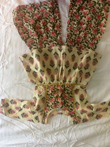 Beautiful Floral Print Kurta Set