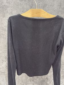 Black Long Sleeve Crop Top