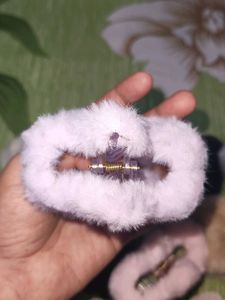 Fuzzy Star Hair Ties