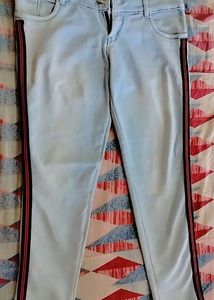 Blue Jeans (Women)