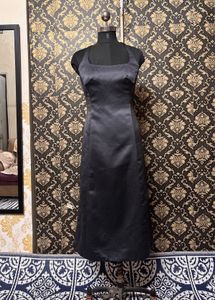 Elegant Black Halter Neck Dress