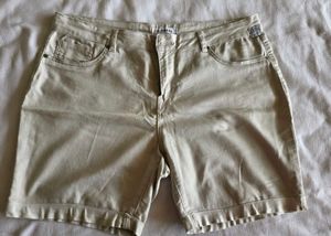 lightest grey shorts