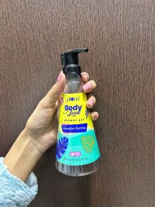 Plum BodyLovin Hawaiian Rumba Shower Gel