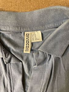 H&amp;M Blue Collared Cropped T-Shirt