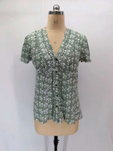 Floral Print V-Neck Button-Up Blouse
