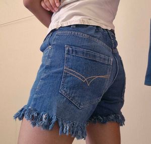Denim Shorts with Fringed Hem