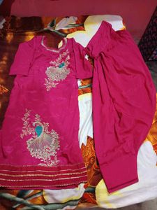 Beautiful Pink Kurta Set with Peacock Embroidery
