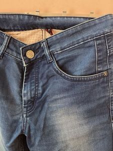 Men Straight fit Jeans