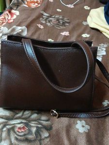 Elegant Brown Shoulder Bag