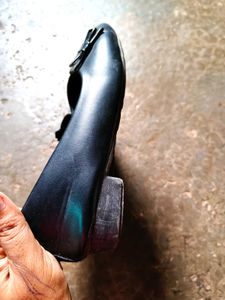 Black Pointed-Toe Flats