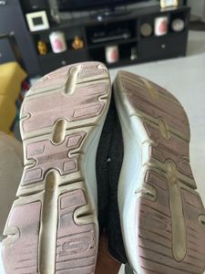 Skechers Women's Dark Grey Sneakers
