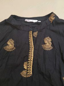 Elegant Black Kurta with Gold Print