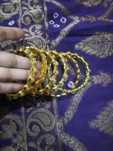 Elegant Gold-Toned Bangle Set