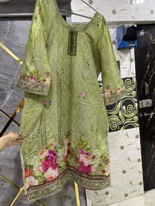 Elegant Floral Print Kurta Set