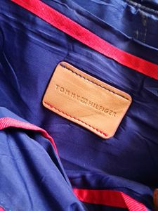Tommy Hilfiger Messenger Bag