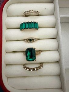 6 piece of Assorted Ring Set