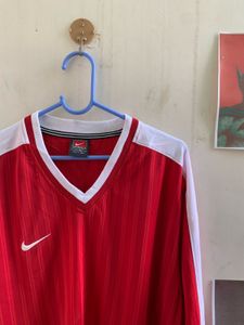 Vintage Nike Red Long Sleeve T-Shirt (T541)