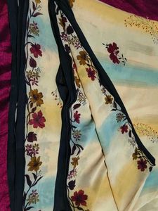 Beautiful Floral Print Saree