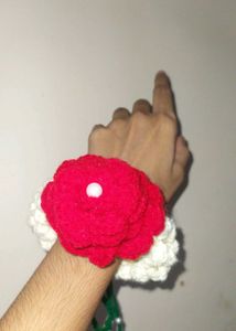 2-in-1 Handmade Crochet Gajra Bracelet | Floral Ha