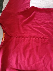 Maroon Cotton Kurta (thread pullings are there)