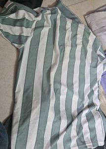 striped tshirt