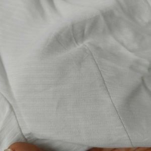 White fitted women shirt