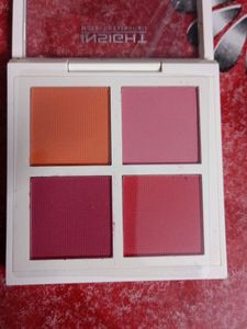 Insight Glow Blusher