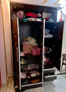 Wardrobe Almirah with Mirror
