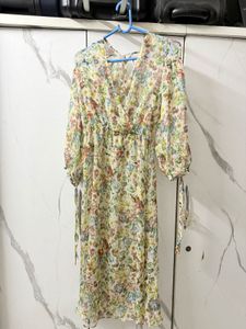 Lightweight Floral Midi Dress