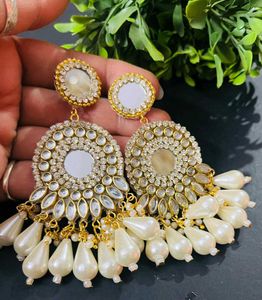 Woman Fancy Party Wear Havey Long Size Earrings