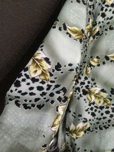 Stylish Leaf Print Button-Up Shirt