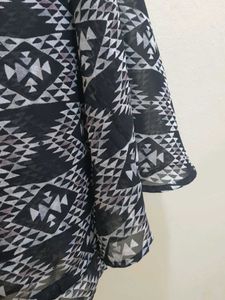 SALE🚨Sheer Geometric Print Bell Sleeve Top