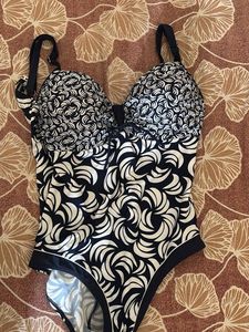 Stylish Blue &amp; White Swirl Bikini Top