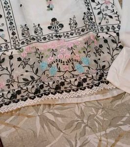 Pakistani Afsana suit