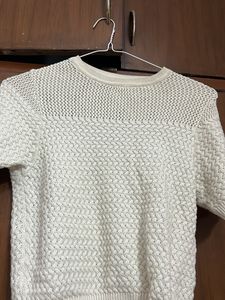 Offwhite Color Pure Crochet Top