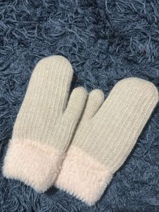 Cozy Winter Mittens