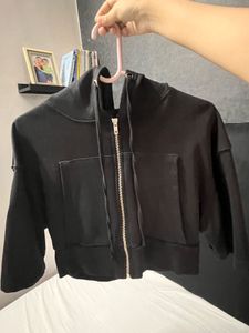 Black Cropped Zip-Up Hoodie