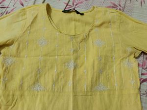 Selling Lemon Yellow Kurta