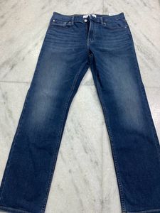 Calvin Klein Jean 40-41 Inch (MEN)
