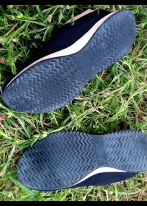 Stylish Black Sports Shoes