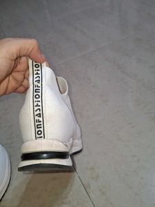 Knit Slip-On high rise Sneakers